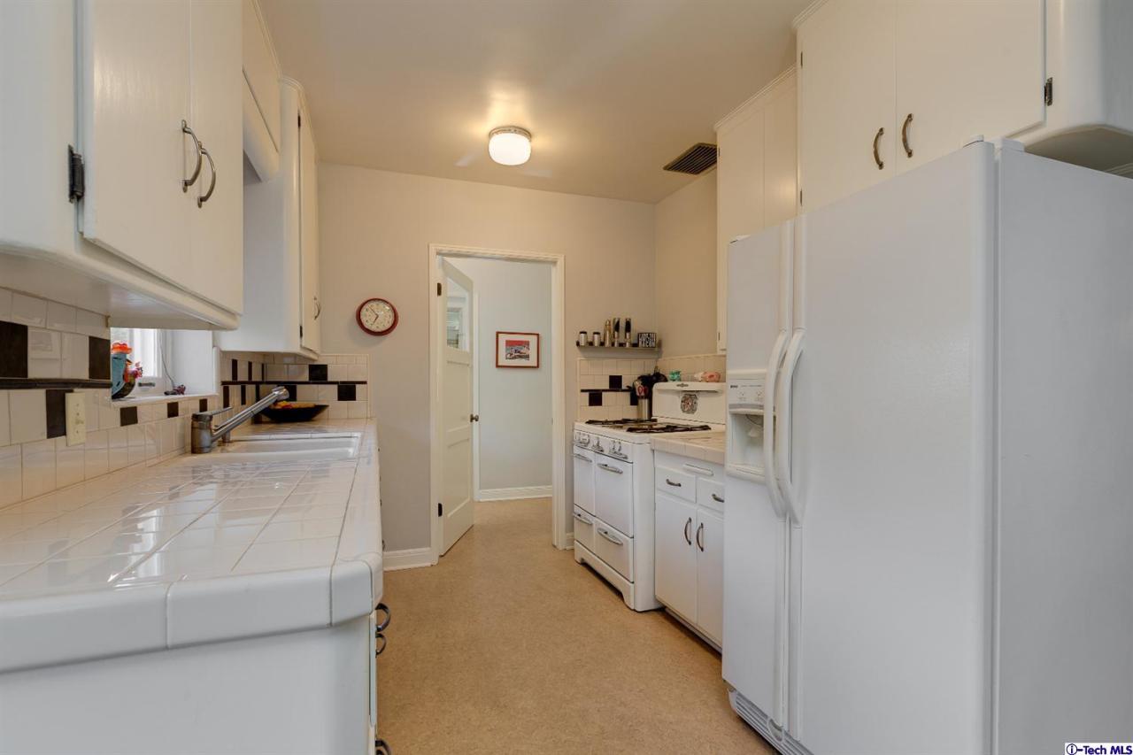 2380 Queensberry Road Pasadena, CA 91104 - Photo 13 of 32 Additional Photo