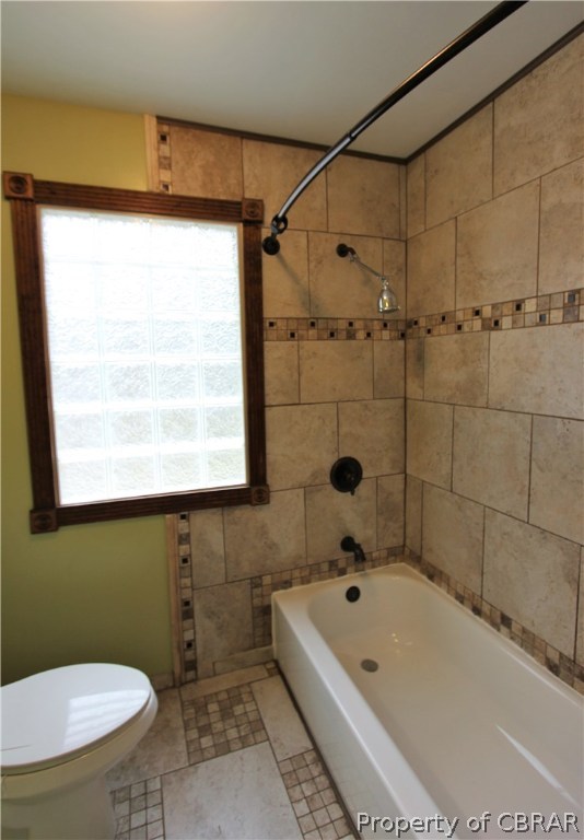 7697 Roaring Springs Road Gloucester, VA 23061 - Photo 27 of 41 Gallery Image 27