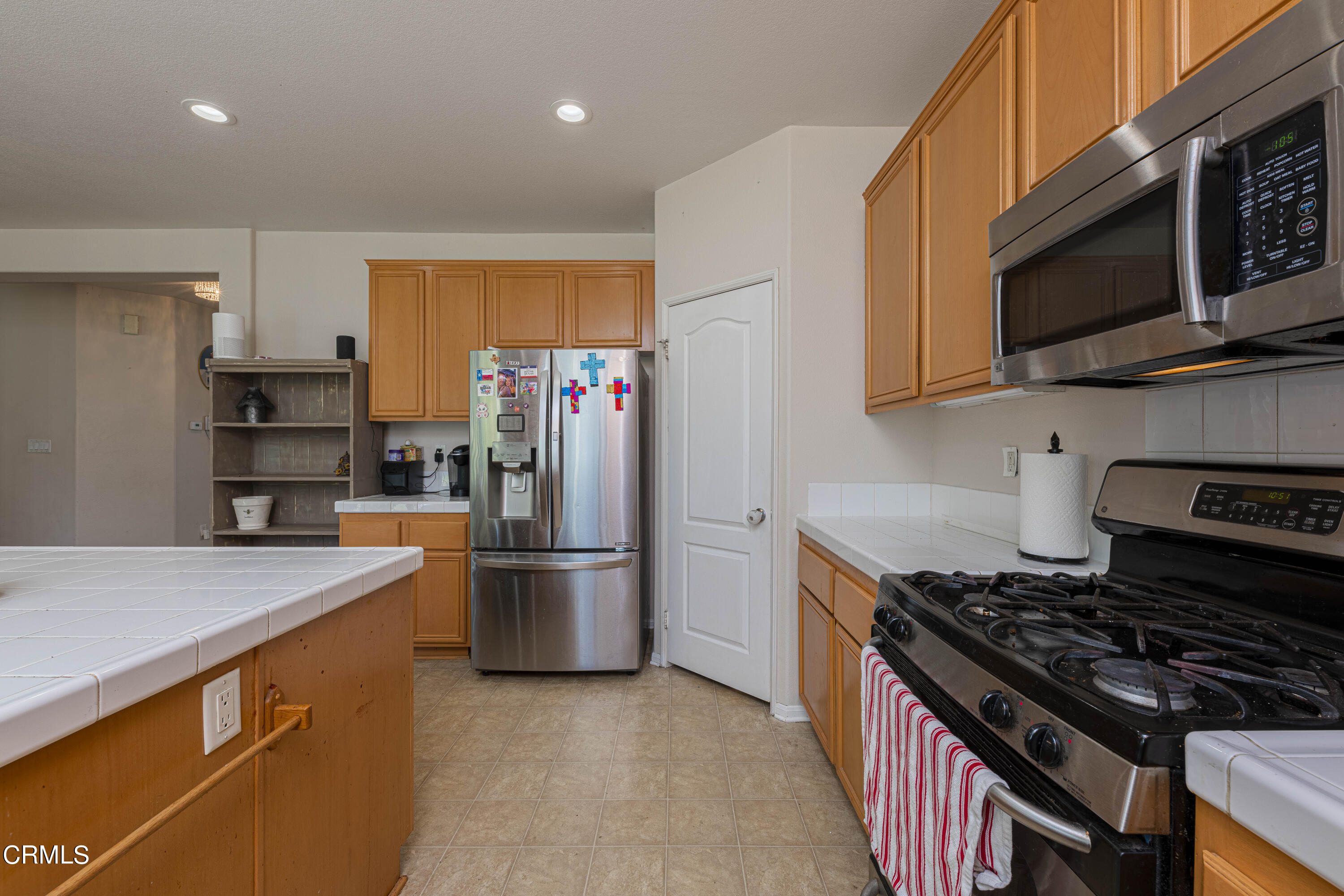 12405 Rambler Avenue Bakersfield, CA 93312 - Photo 14 of 45 27