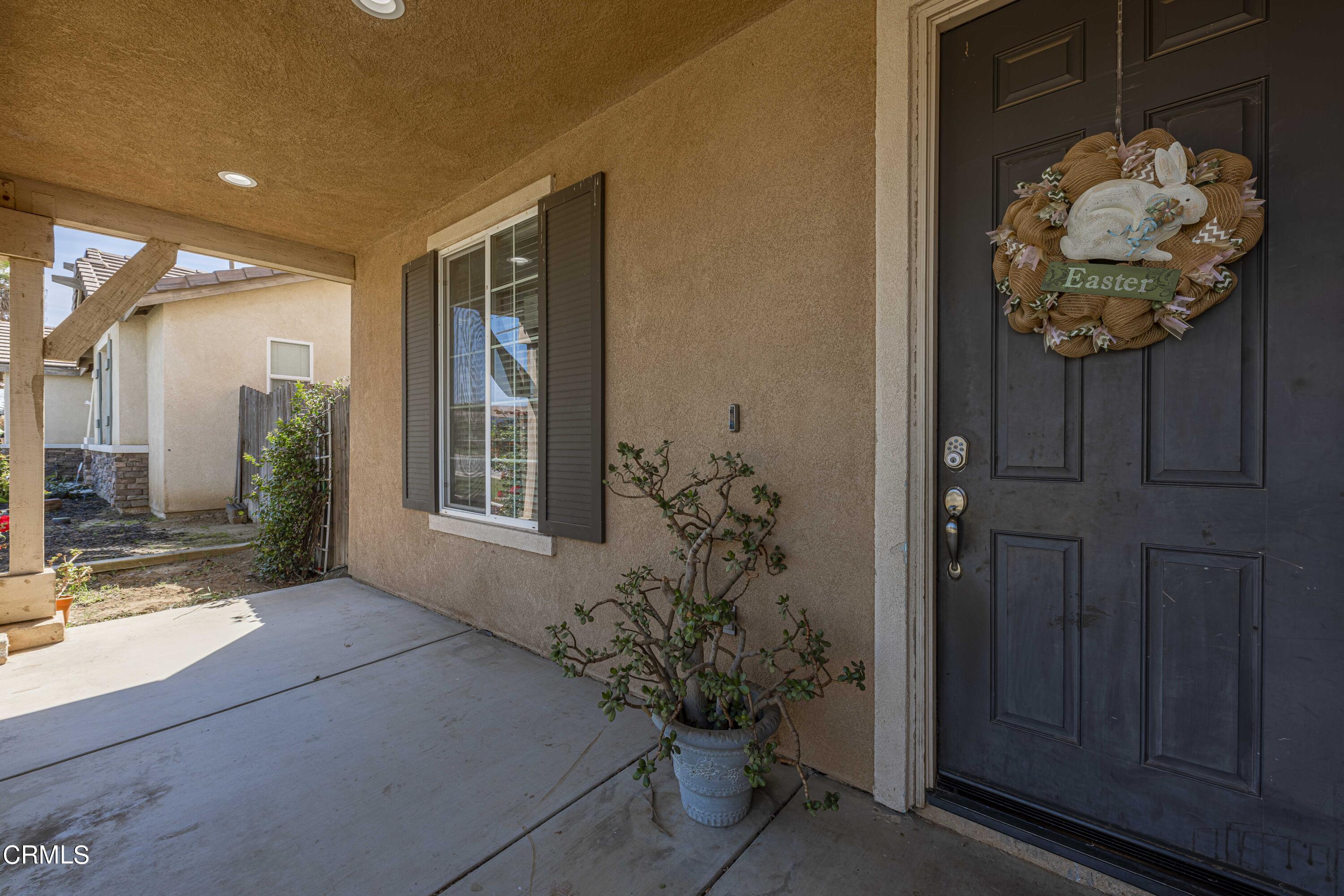 12405 Rambler Avenue Bakersfield, CA 93312 - Photo 4 of 45 04