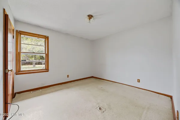$99,000 | 207 South Cherry Lane, Windsor, NC 27983