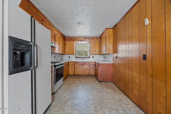 $99,000 | 207 South Cherry Lane, Windsor, NC 27983