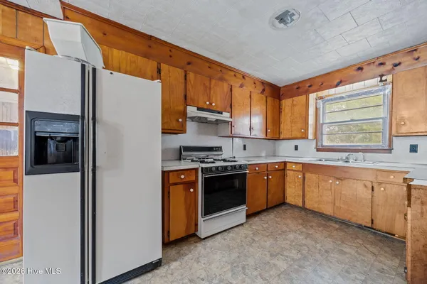 $99,000 | 207 South Cherry Lane, Windsor, NC 27983