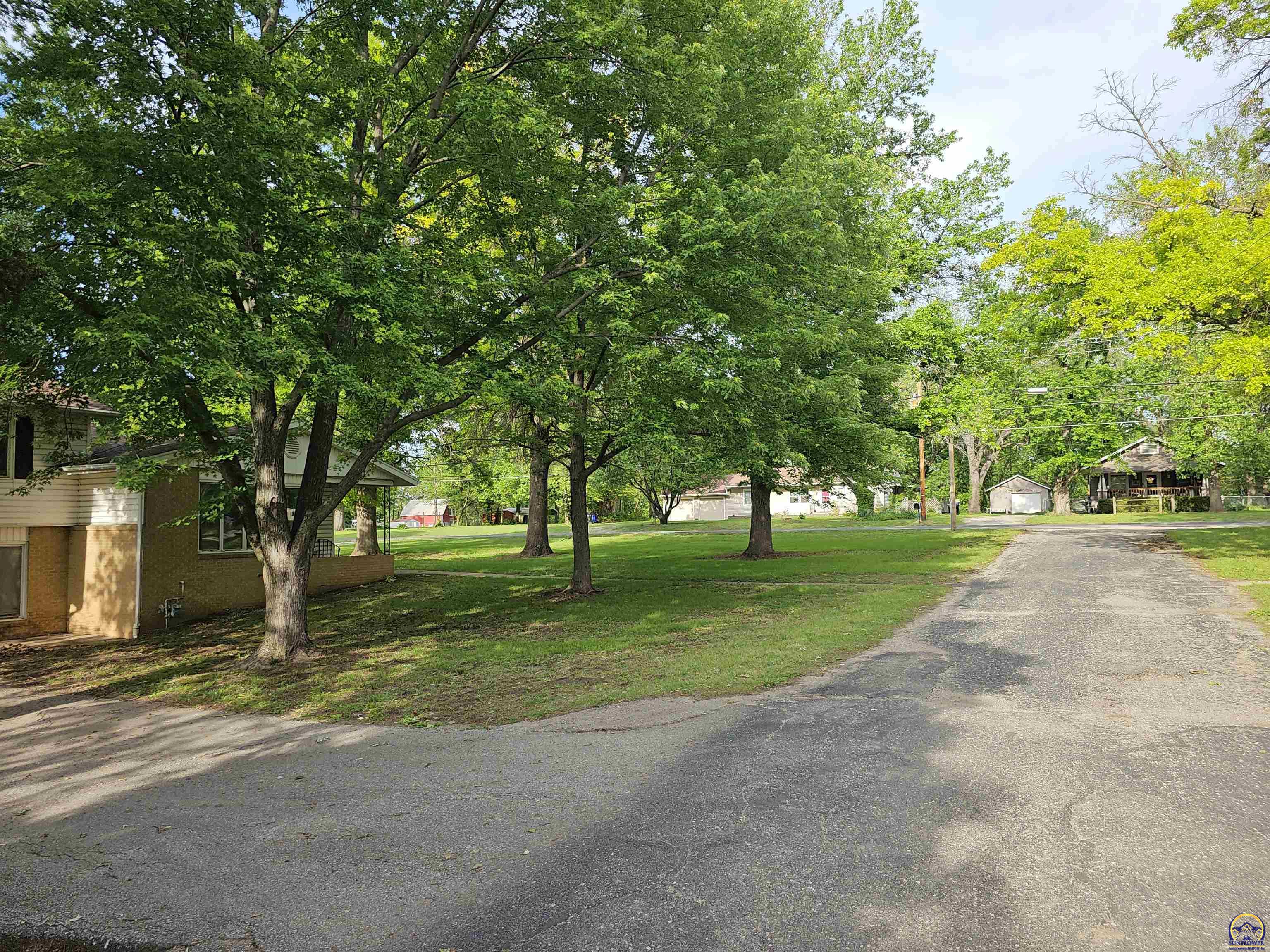 3205 Northwest Rochester Road Topeka, KS 66617 - Photo 49 of 52