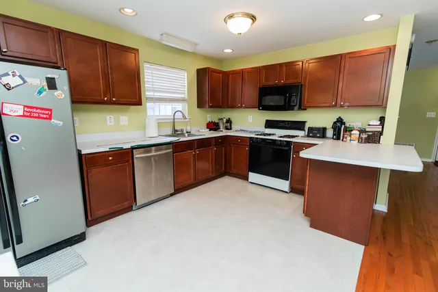 $499,000 | 369 Wheatfield Circle, Hatfield, PA 19440