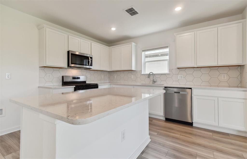 3727 Hornbeam Road Spring Hill, FL 34609 - Photo 3 of 25 Gallery Image 3