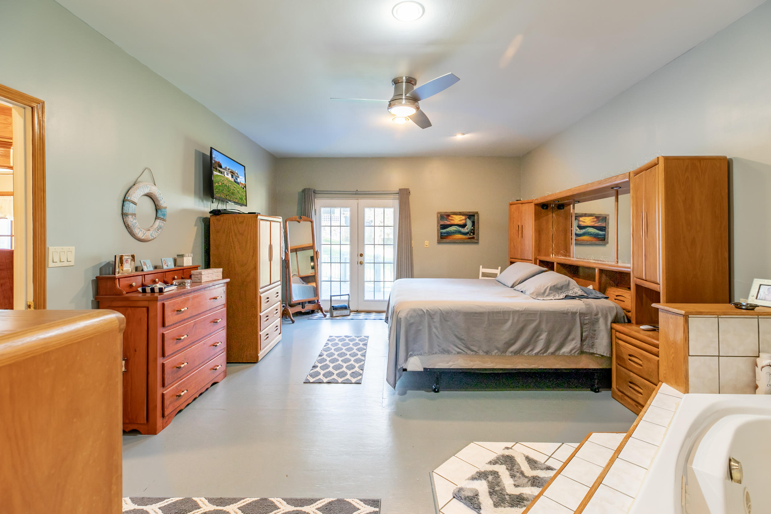 1706 Loop Road La Follette, TN 37766 - Photo 12 of 34 Master Suite
