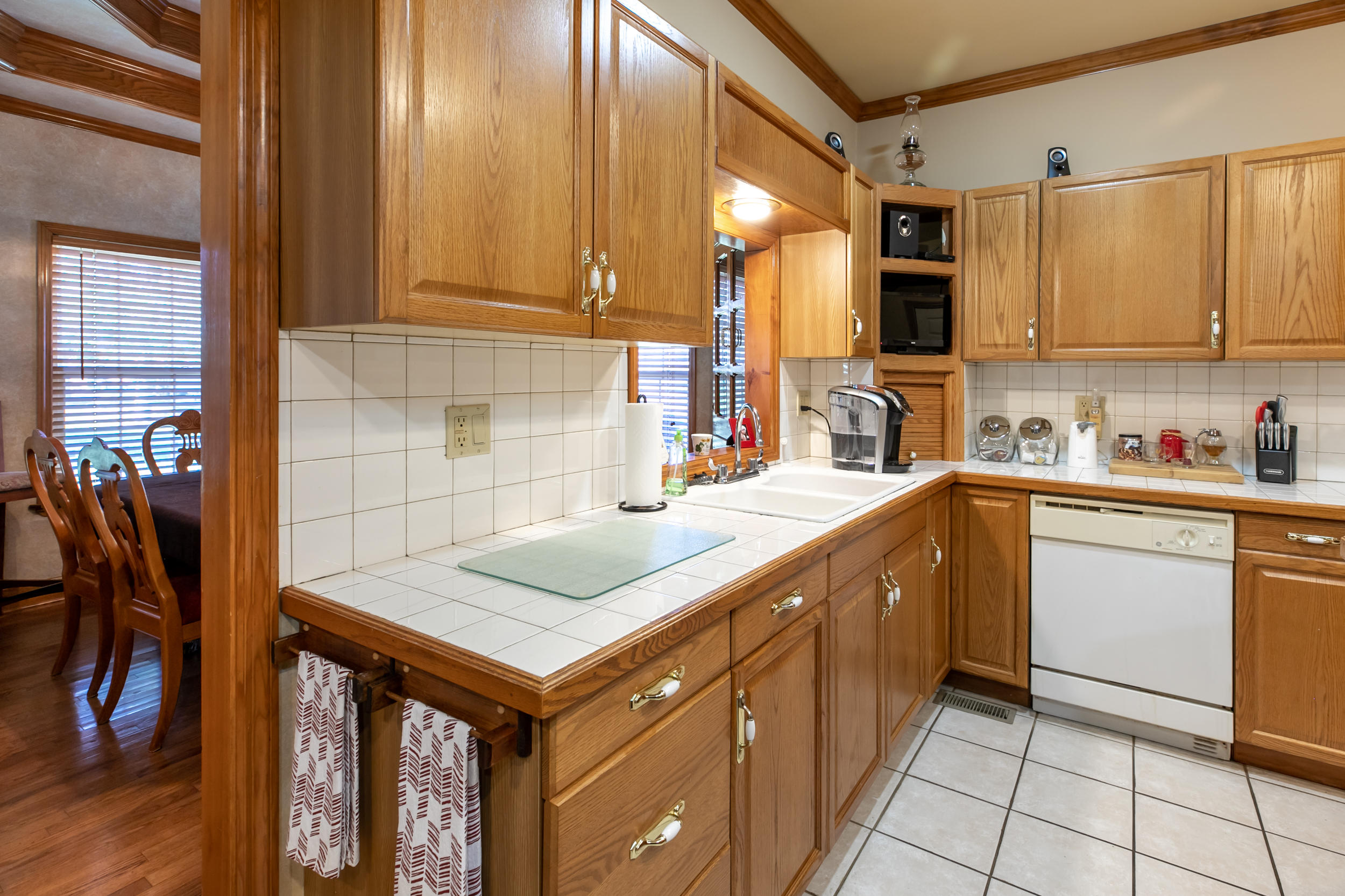1706 Loop Road La Follette, TN 37766 - Photo 9 of 34 Kitchen