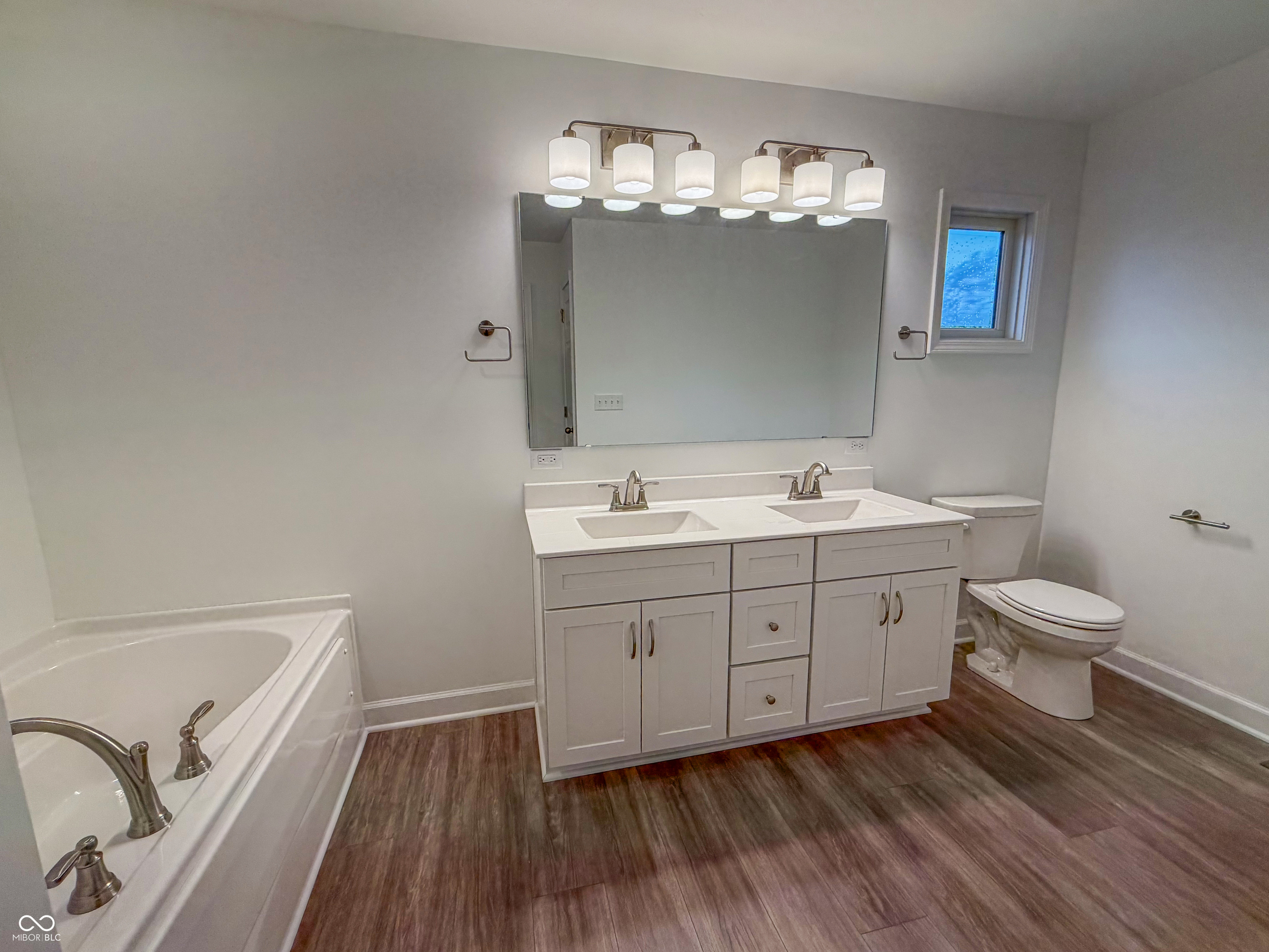 339 West 2nd Street Anderson, IN 46016 - Photo 16 of 24