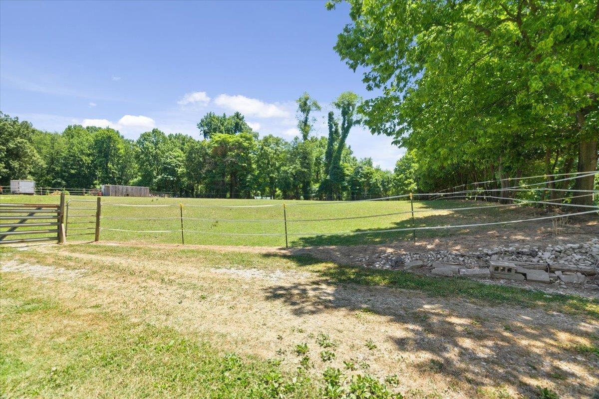 2466 Fuquay Road Newburgh, IN 47630 - Photo 11 of 25