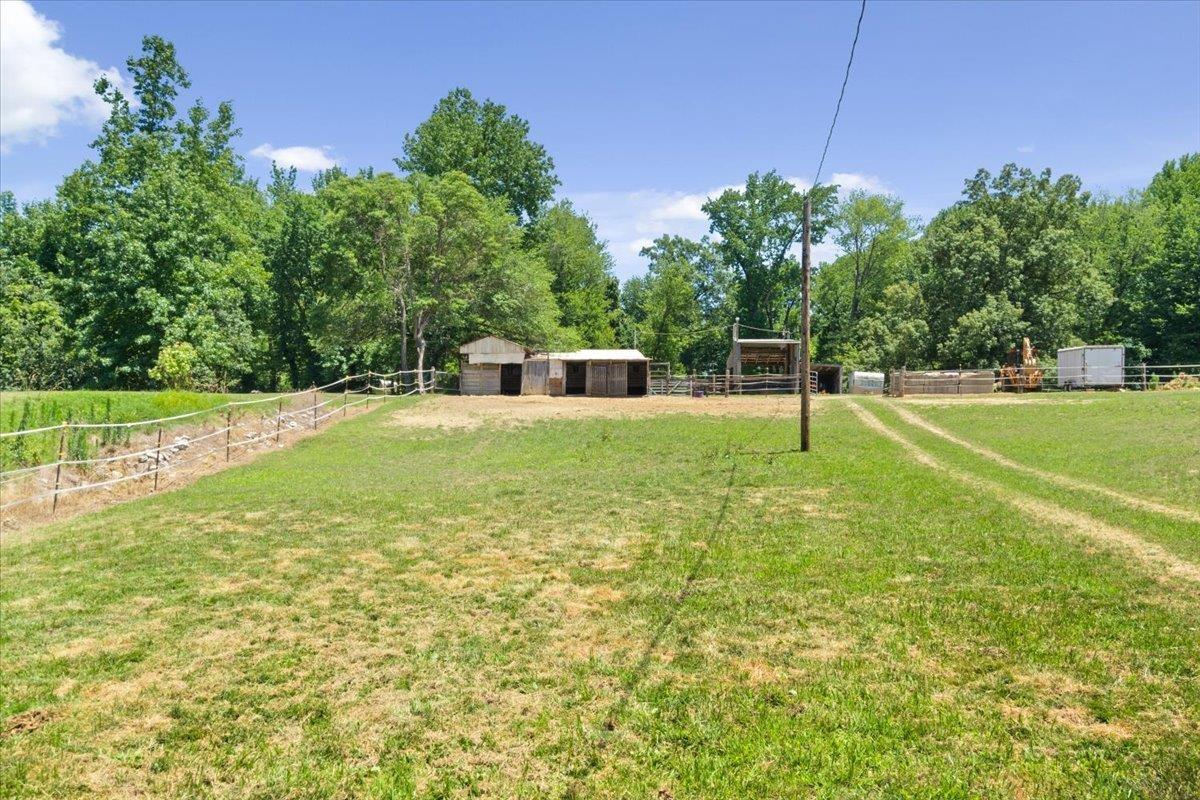 2466 Fuquay Road Newburgh, IN 47630 - Photo 12 of 25