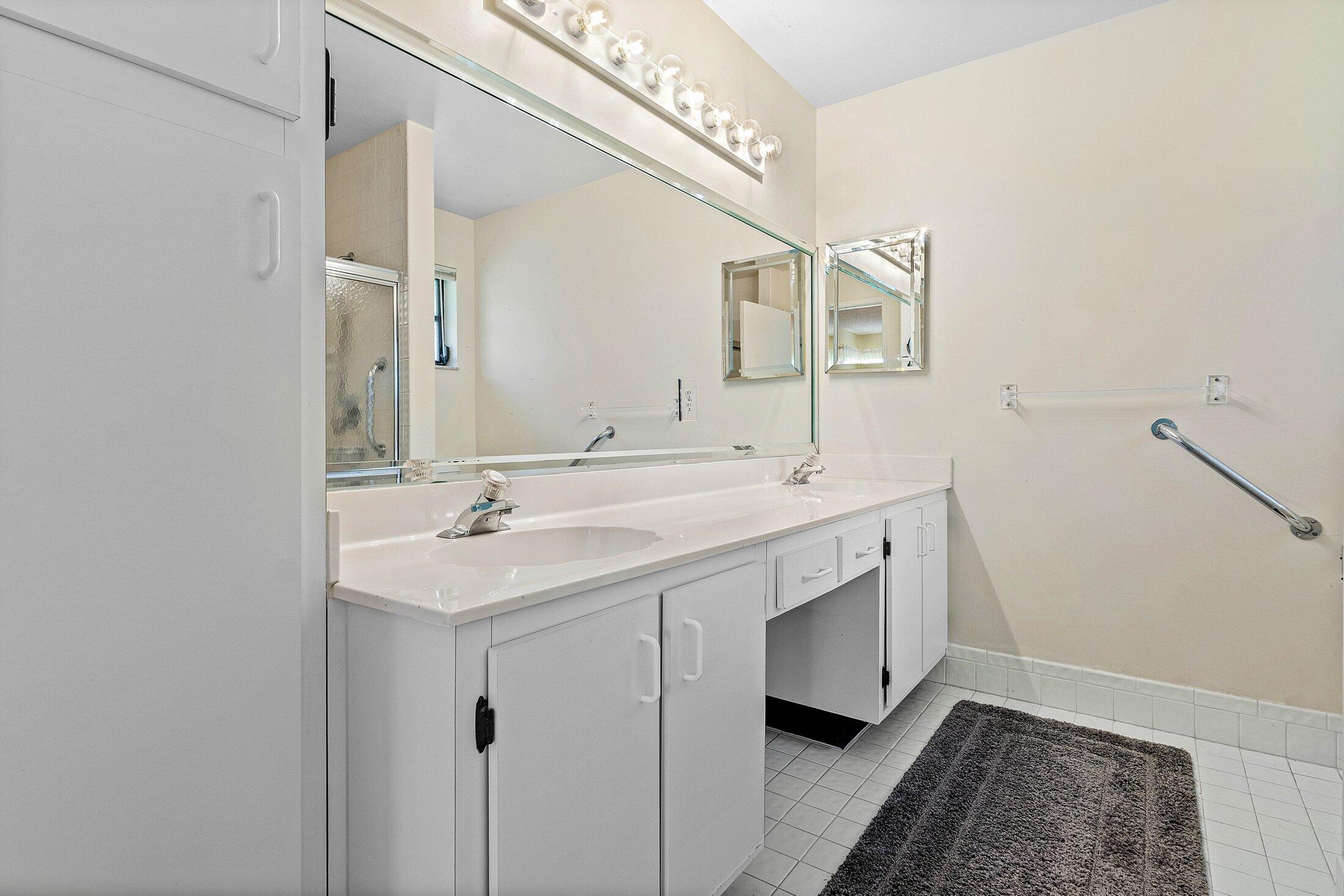 8302 Summersong Terrace, Unit A Boca Raton, FL 33496 - Photo 23 of 43 EN-SUITE BATHROOM