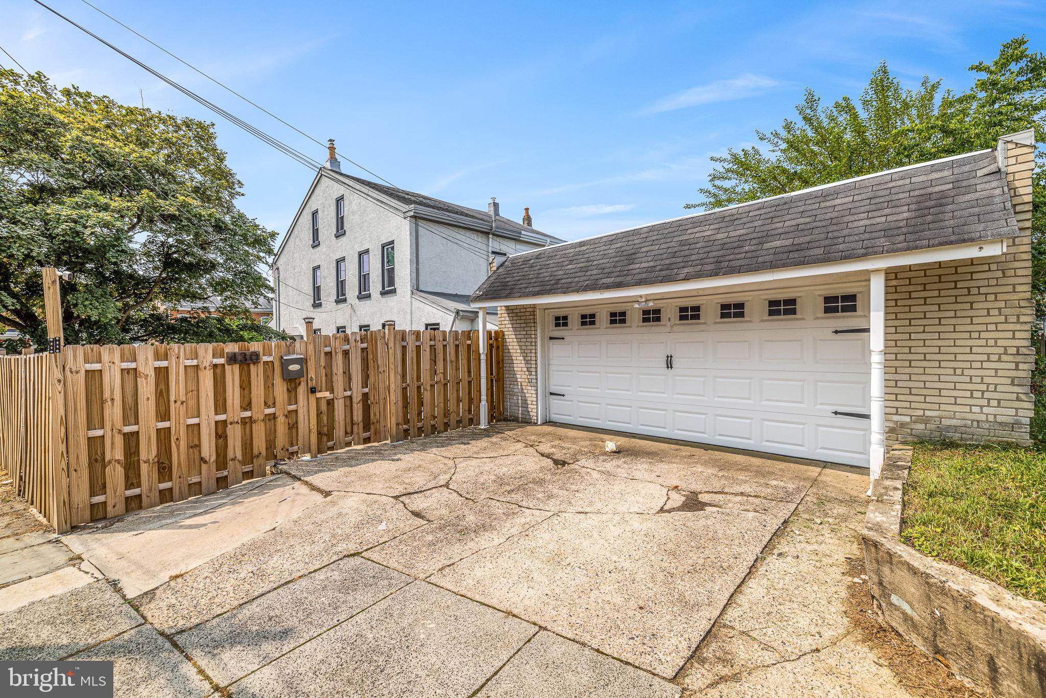 430 Roxborough Avenue Philadelphia, PA 19128 - Photo 27 of 29