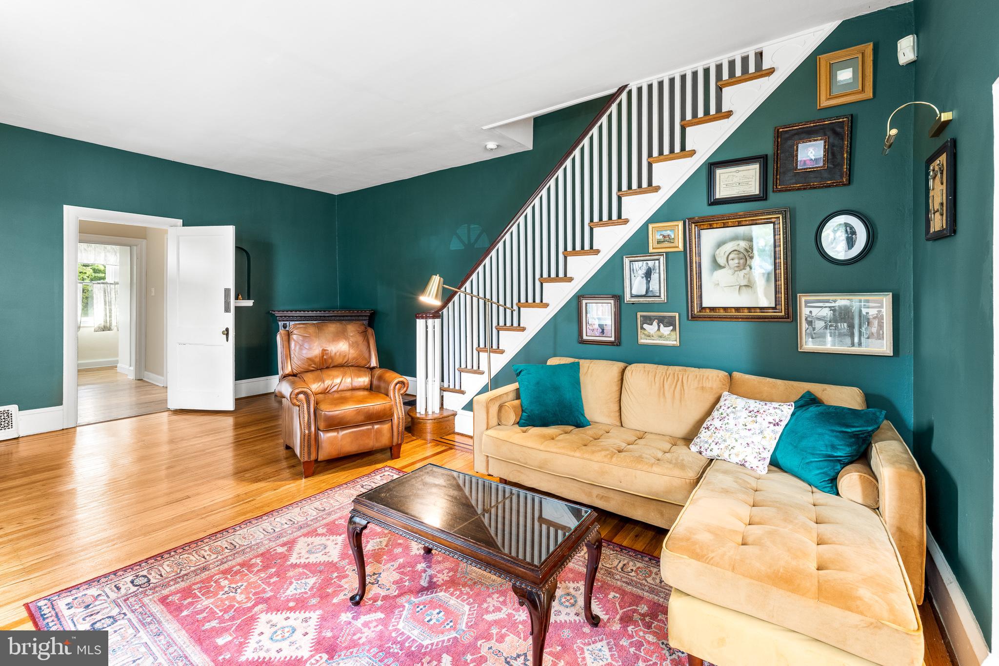 430 Roxborough Avenue Philadelphia, PA 19128 - Photo 4 of 29