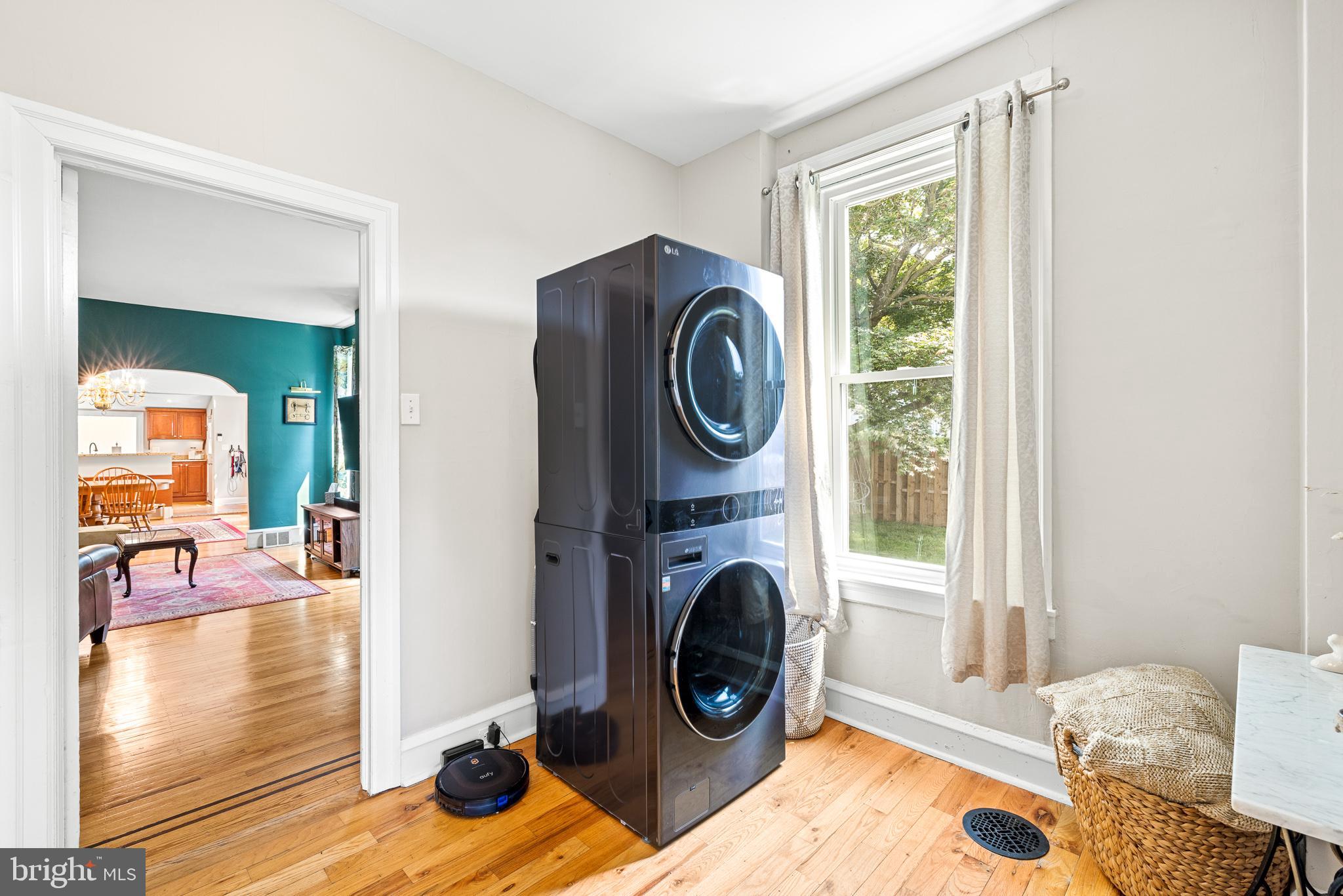 430 Roxborough Avenue Philadelphia, PA 19128 - Photo 8 of 29