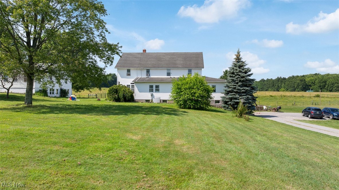 16990 Nash Road Middlefield, OH 44062 - Photo 42 of 45 View of green lawn
