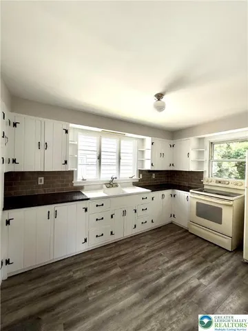 $1,550 | 720 Park Street, Whitehall, PA 18052