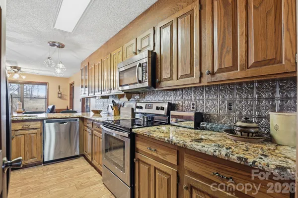 $1,859,000 | 144 & 179 J And Drive West, Olin, NC 28660