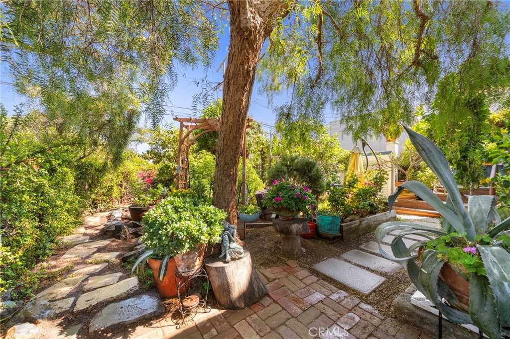 628 West 10th Street Long Beach, CA 90813 - Photo 52 of 74