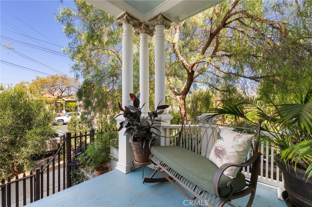 628 West 10th Street Long Beach, CA 90813 - Photo 8 of 74