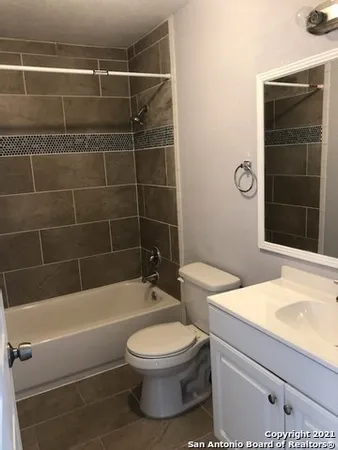 $1,675 | 511 East Sayers Avenue, San Antonio, TX 78214