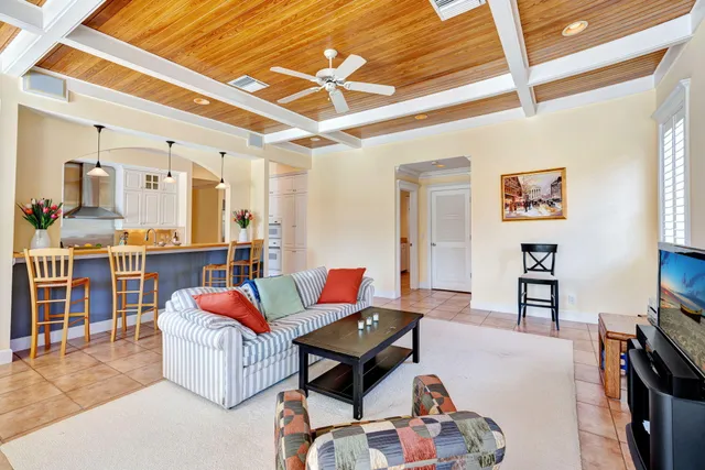 $2,999,999 | 2940 Marys Way, Palm Beach Gardens, FL 33410