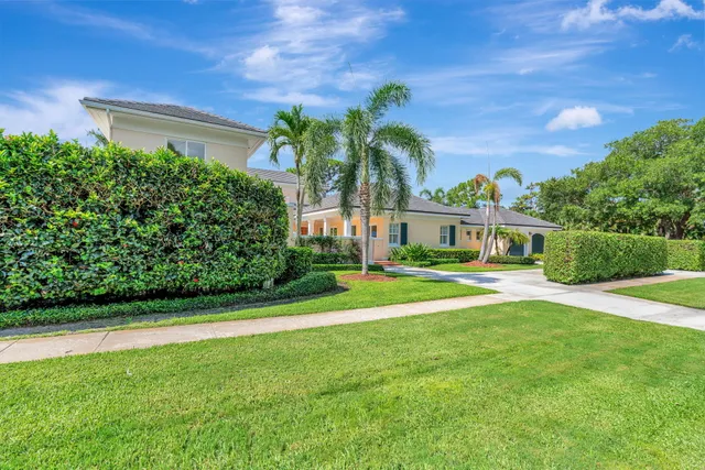 $2,999,999 | 2940 Marys Way, Palm Beach Gardens, FL 33410