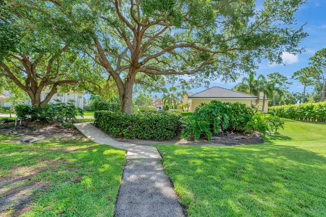 $2,999,999 | 2940 Marys Way, Palm Beach Gardens, FL 33410