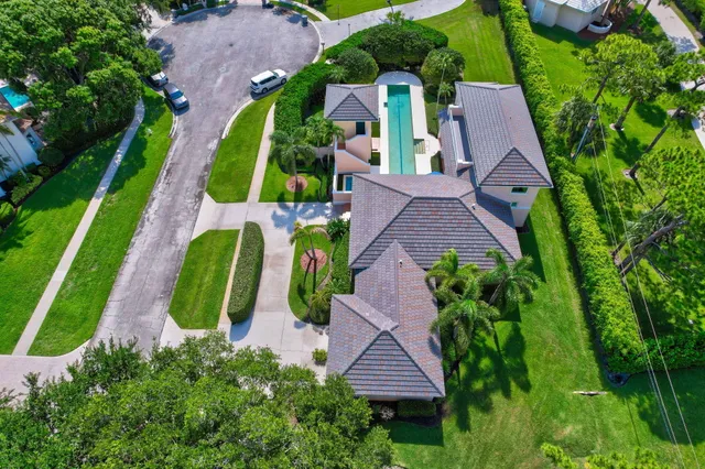 $2,999,999 | 2940 Marys Way, Palm Beach Gardens, FL 33410
