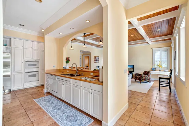 $2,999,999 | 2940 Marys Way, Palm Beach Gardens, FL 33410