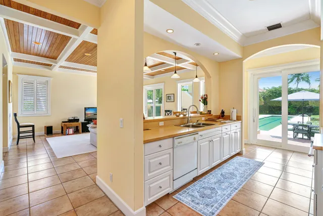 $2,999,999 | 2940 Marys Way, Palm Beach Gardens, FL 33410