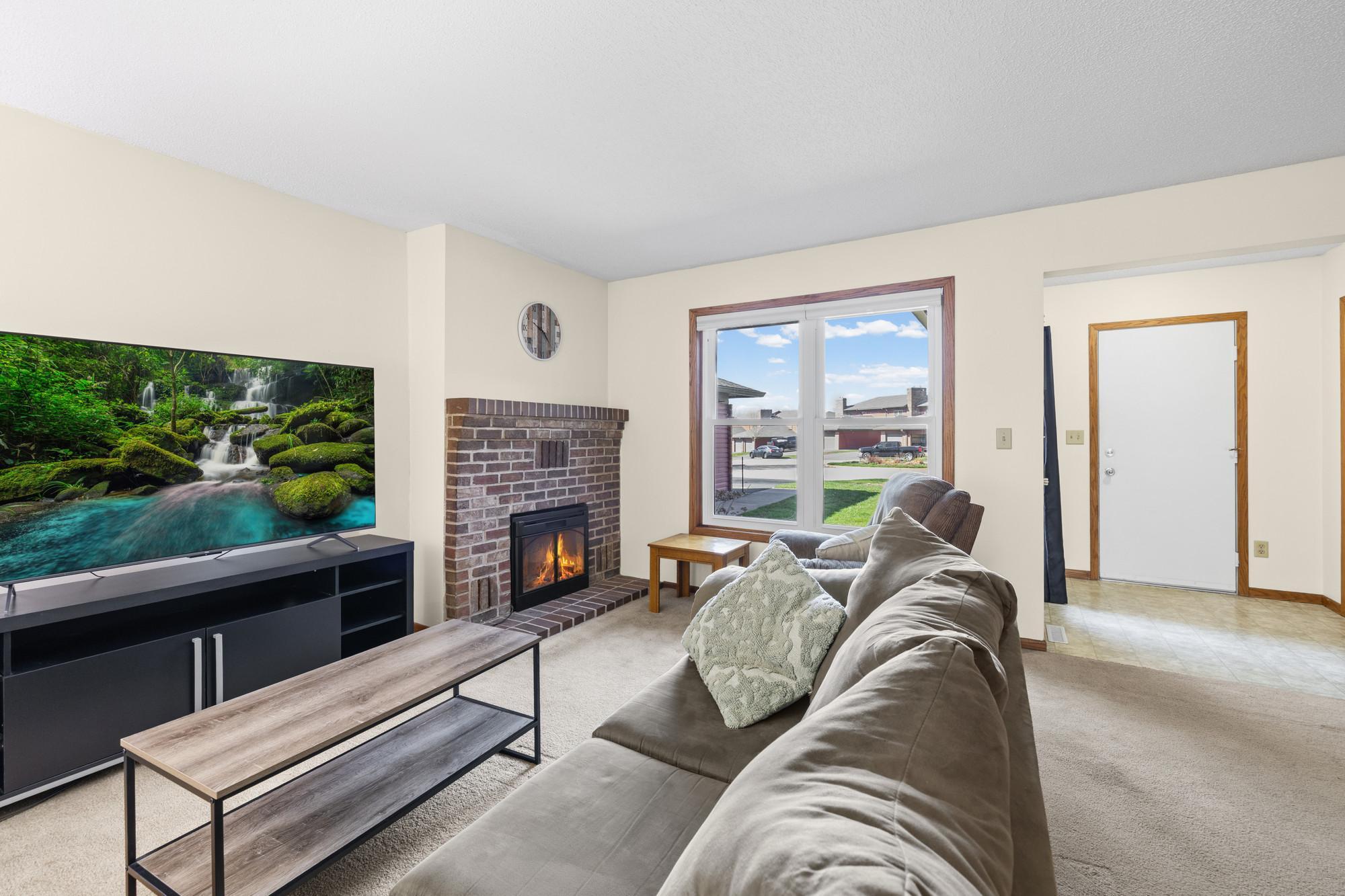 528 Hunter Hill Road Hudson, WI 54016 - Photo 17 of 36