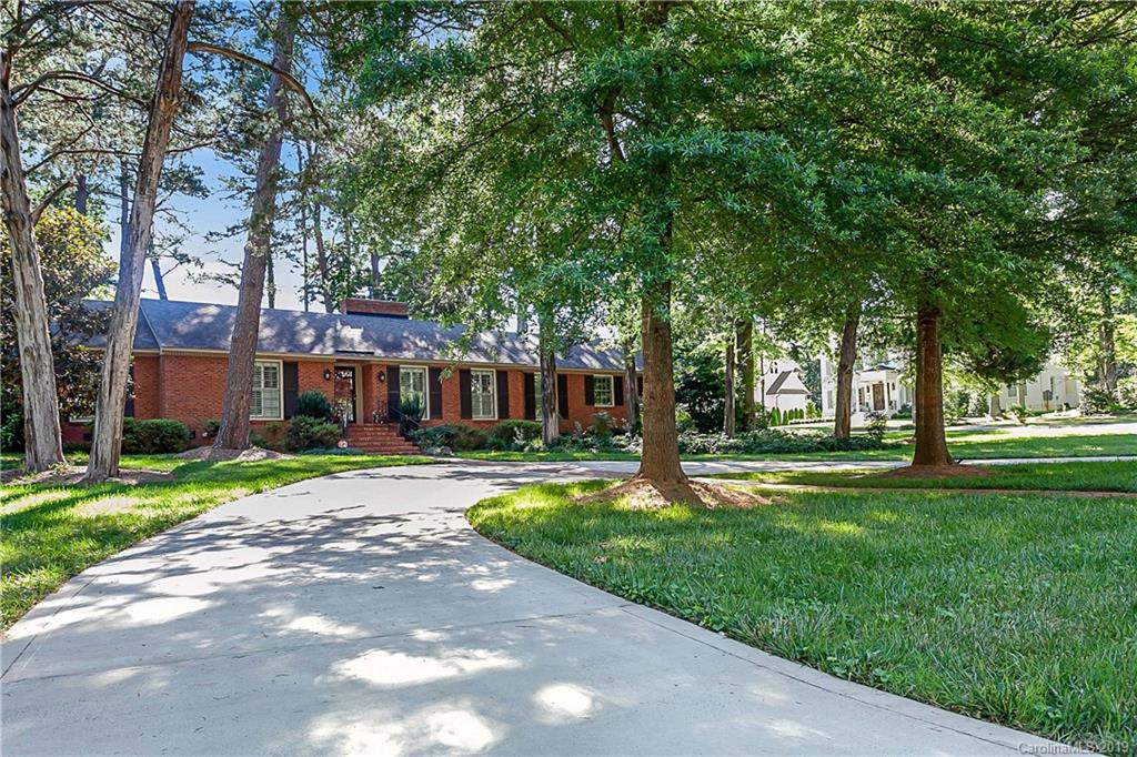 1432 Ferncliff Road Charlotte, NC 28211 - Photo 2 of 32