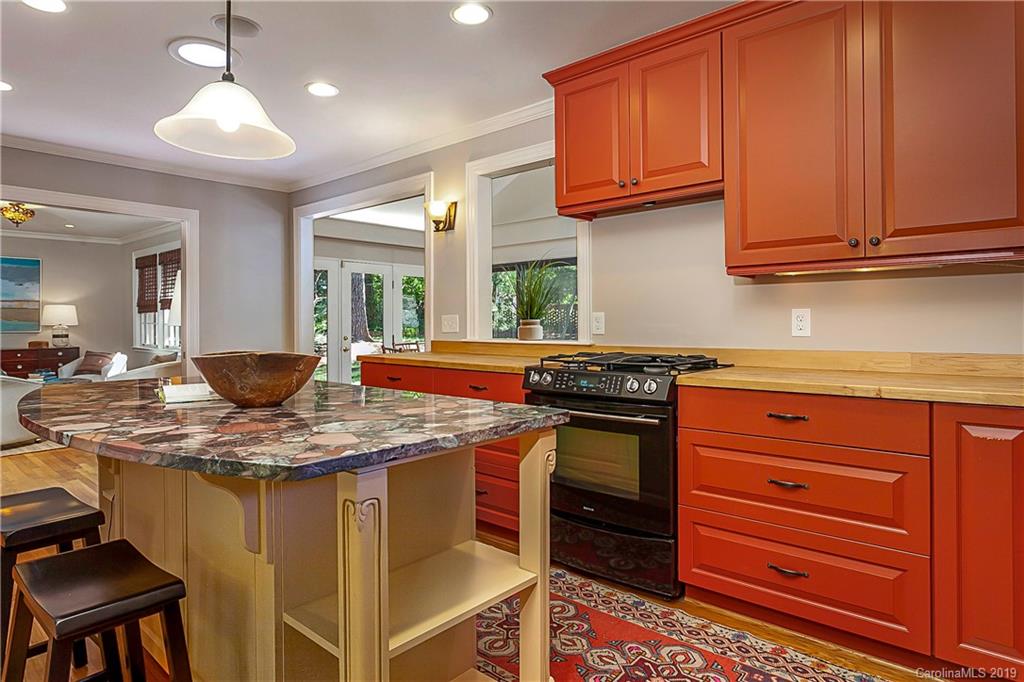 1432 Ferncliff Road Charlotte, NC 28211 - Photo 9 of 32