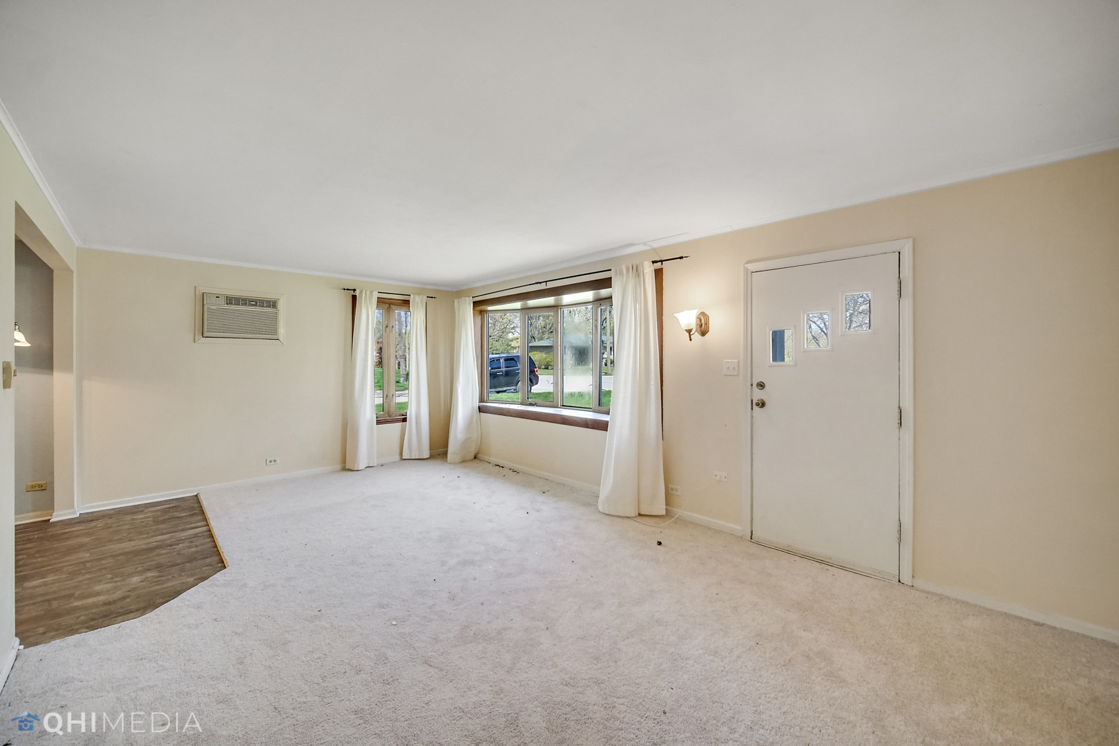 2255 Hawthorne Road Homewood, IL 60430 - Photo 4 of 18