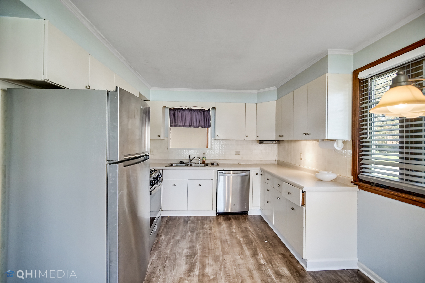 2255 Hawthorne Road Homewood, IL 60430 - Photo 7 of 18