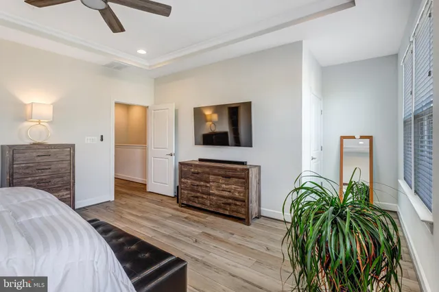 $855,000 | 13717 Course View Way, Woodbridge, VA 22191