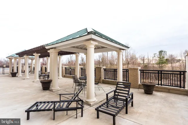 $855,000 | 13717 Course View Way, Woodbridge, VA 22191