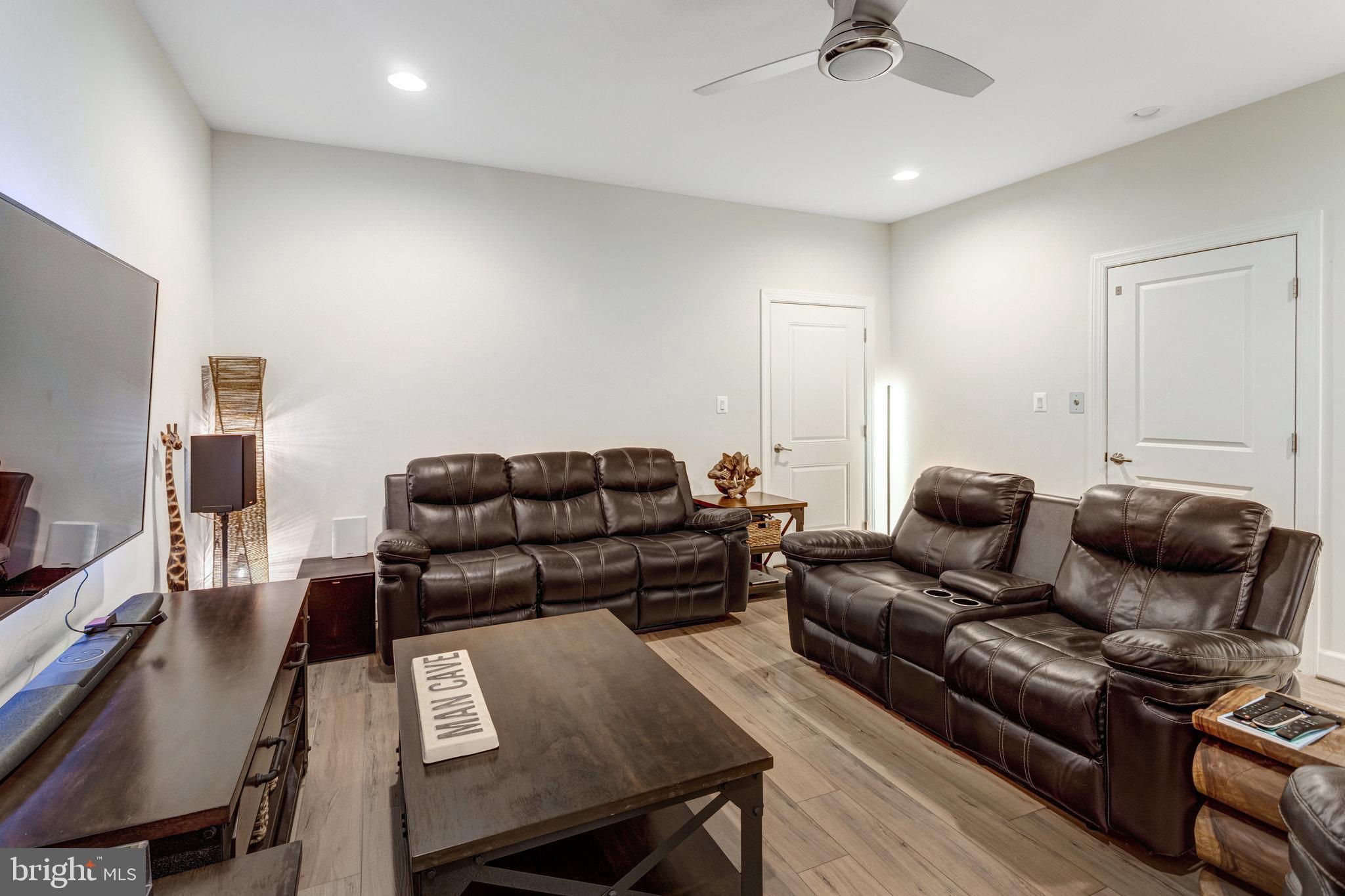 13717 Course View Way Woodbridge, VA 22191 - Photo 8 of 47 Recreations Room 1