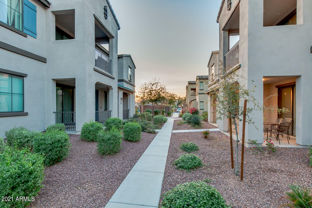 3900 East Baseline Road, Unit 109 Phoenix, AZ 85042 - Photo 47 of 53 Listing_601510_Photo_47