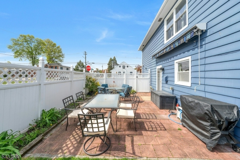 2657 Spruce Street Union, NJ 07083 - Photo 35 of 44