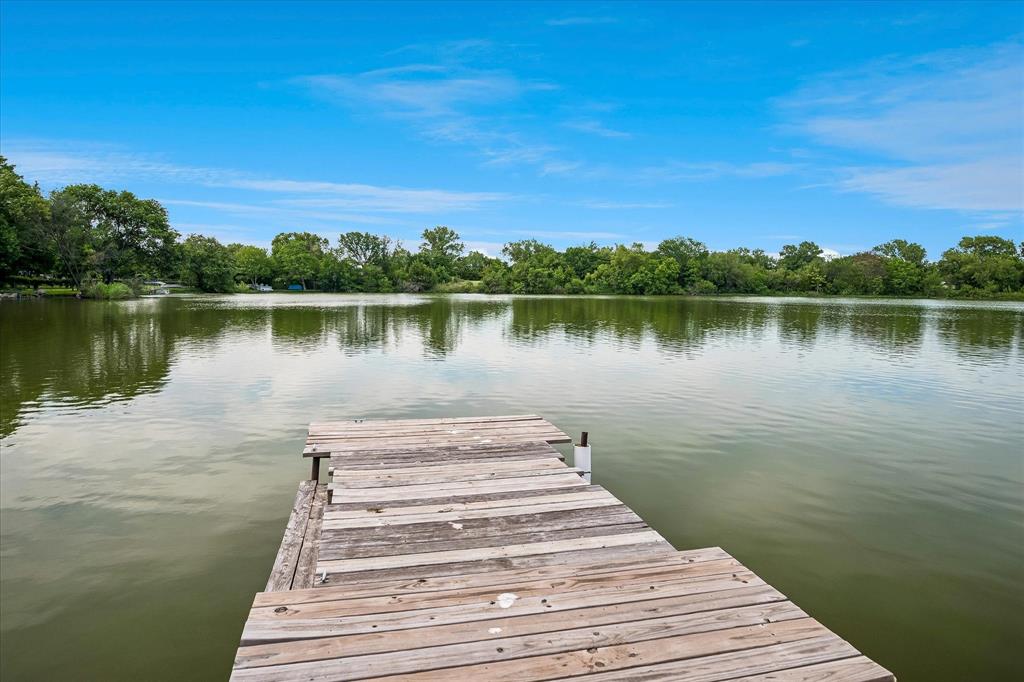 2001 Pebblebrook Trail Irving, TX 75060 - Photo 32 of 40 Dock for tying up your boat, fishing, etc.