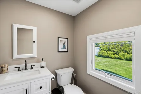 $849,999 | 16 West Street, West Islip, NY 11795