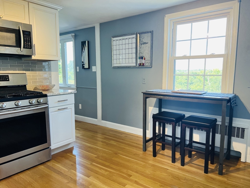 39 Harborview Drive Hingham, MA 02043 - Photo 6 of 30