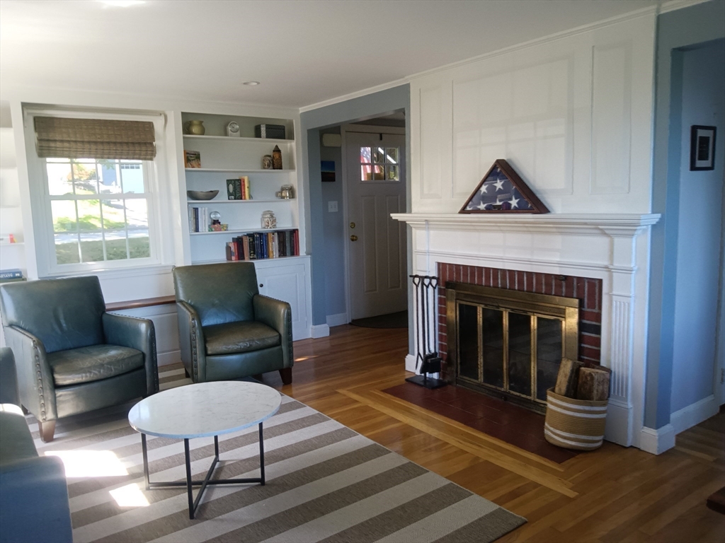 39 Harborview Drive Hingham, MA 02043 - Photo 8 of 30