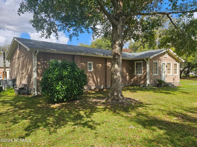 $349,000 | 3076 Lesa Drive Southwest, Supply, NC 28462