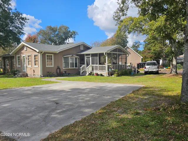 $349,000 | 3076 Lesa Drive Southwest, Supply, NC 28462