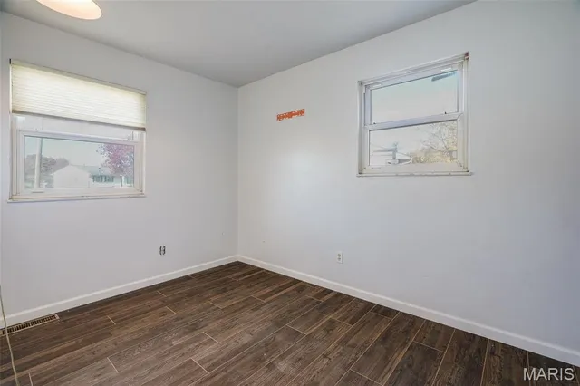 $120,000 | 43 Iris Avenue, Granite City, IL 62040