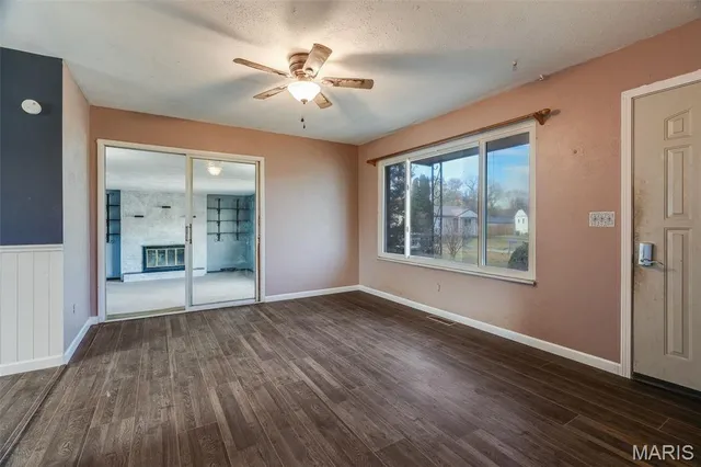 $120,000 | 43 Iris Avenue, Granite City, IL 62040