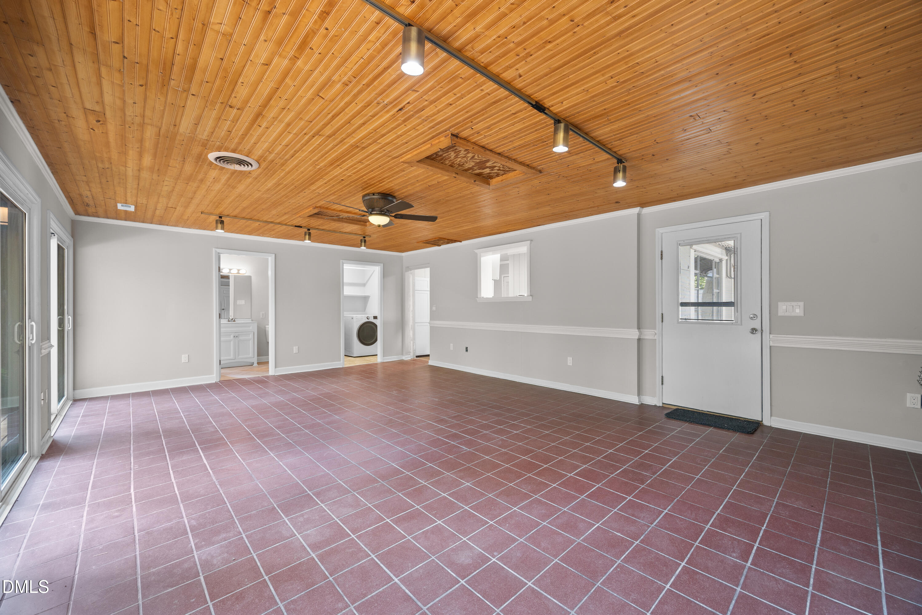 2421 Perkins Road Durham, NC 27705 - Photo 37 of 79